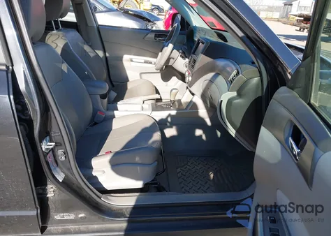 2010 Subaru Forester 2.5X Limited from USA, damaged, VIN JF2SH6DC2AH703922